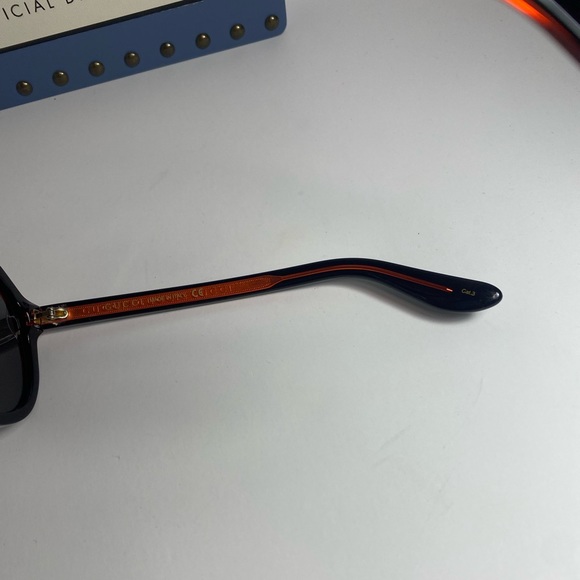 New -GUCCI Grey Mirror Shield Men's Sunglasses
GG1038S 001 99 - Picture 11 of 12